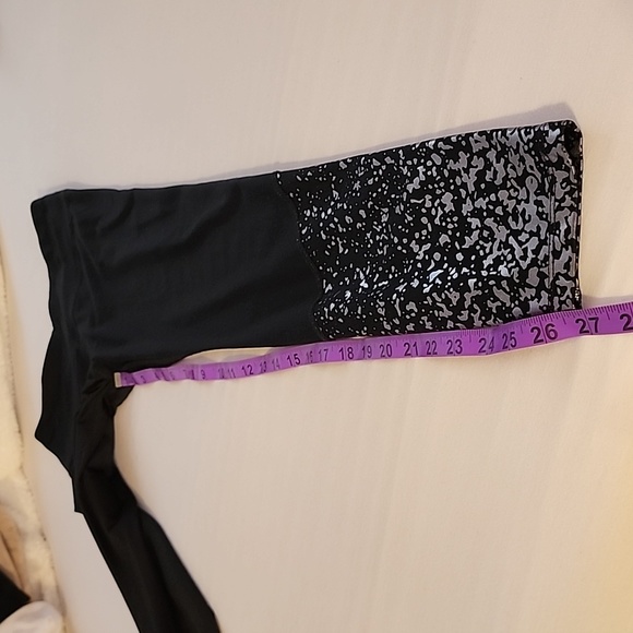 Apana Women’s Black Silver Splatter Leggings size Small - Picture 10 of 12
